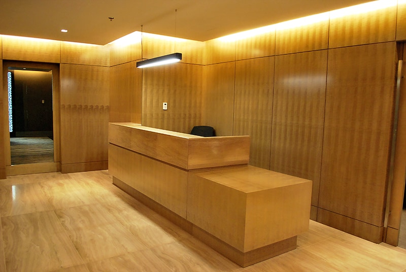 Desks & counters